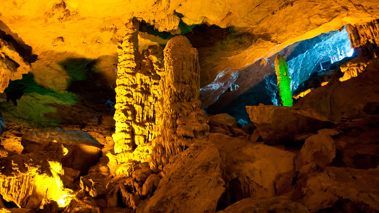 Sung Sot Cave