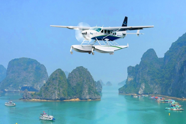 Seaplane Tour in Ha Long Bay